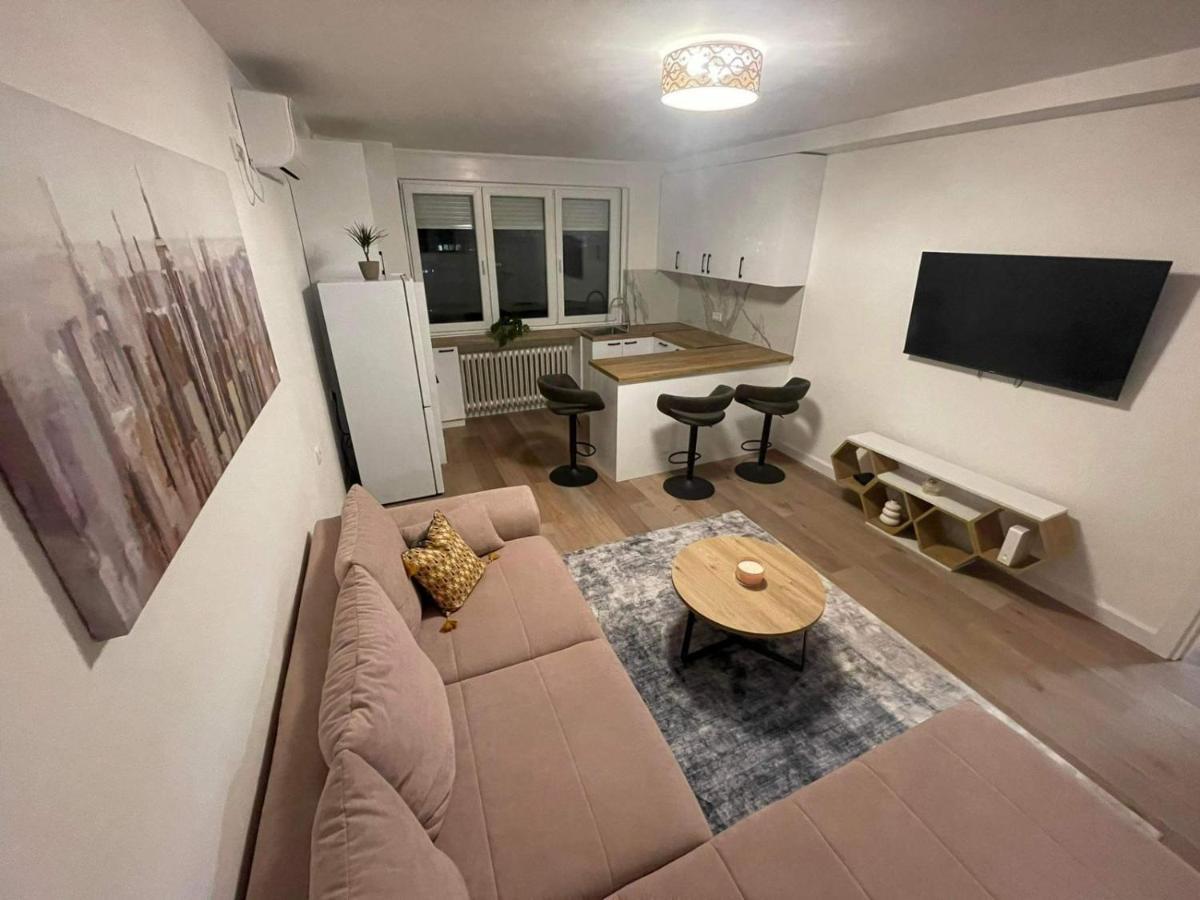 Promenada Apartment Novi Sad Exteriör bild